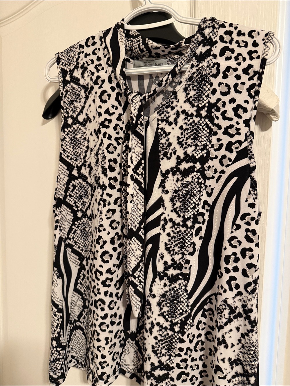 Tie-Neck Sleeveless Camisole in Black & White Animal Mix